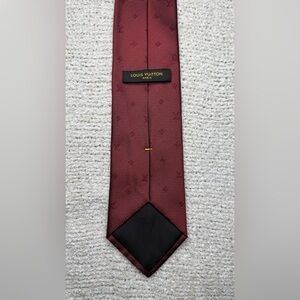 Louis Vuitton Men's Silk Tie in Deep Burgundy with Subtle Pattern